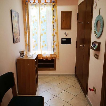 Charming Vomero Apartment Naples Luaran gambar