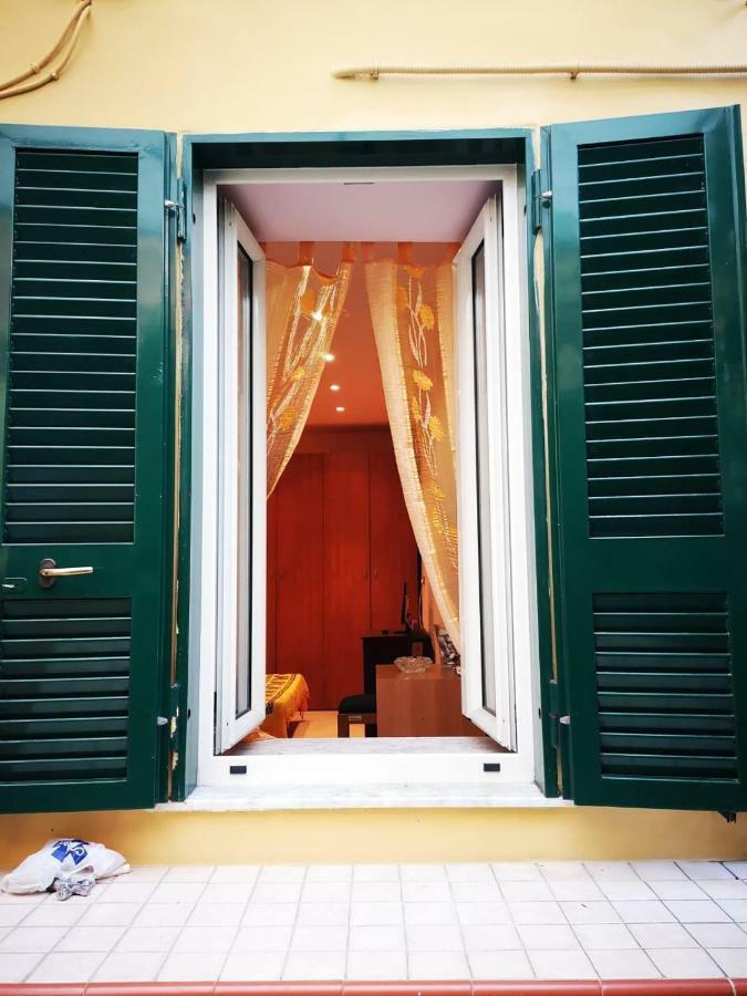 Charming Vomero Apartment Naples Luaran gambar